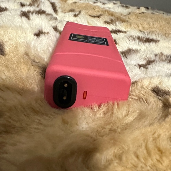 Pink Self-Defense Kit - Picture 4 of 5